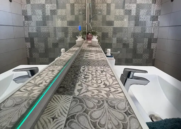 Paz Ocean View, Air Condition, Wifi, Heated Pool Apartament *